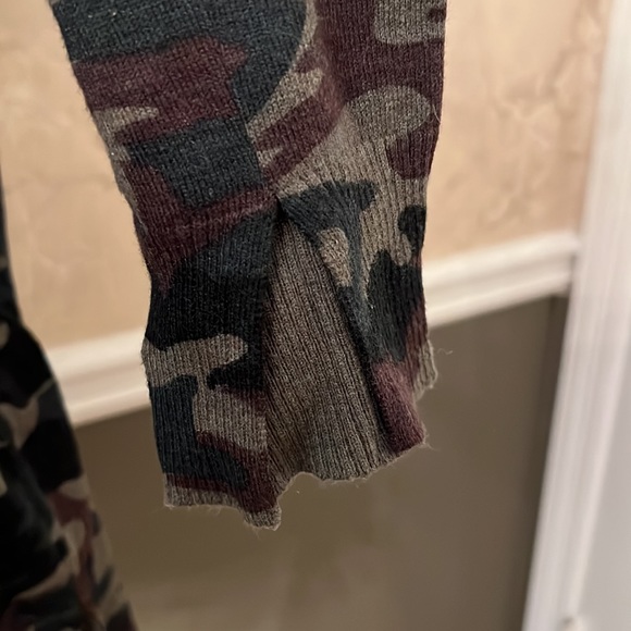 Sanctuary Camouflage Sweater - Picture 5 of 8